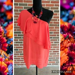 🌺🌺Cliché One Shoulder Blouse🌺🌺